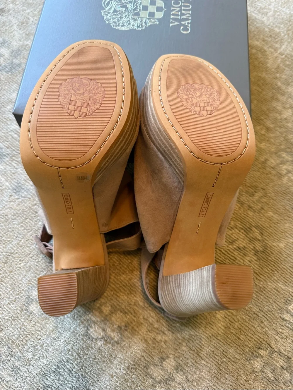 Vince Camuto Taupe Suede Peep-Toe Platform Heels NEW with Box Size 11